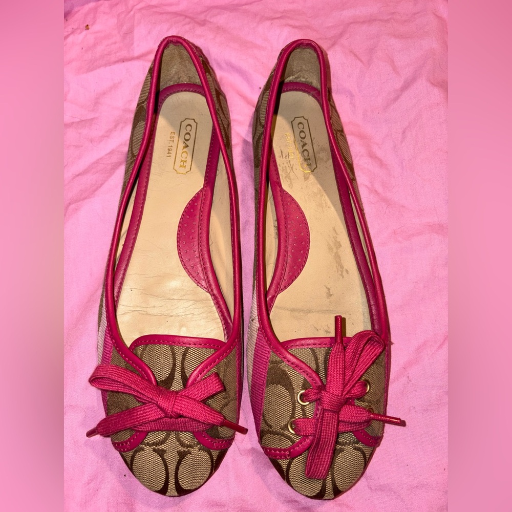 Coach pink leather Jacquard flats shoes size 9M